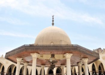 Egypt extends closures of mosques, places of worship due to COVID-19