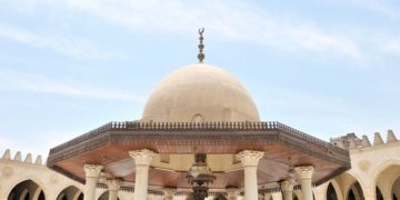 Egypt extends closures of mosques, places of worship due to COVID-19