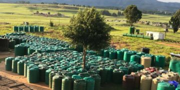 Government to install 41 000 water tanks to address shortages