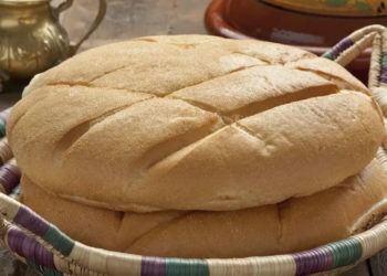 Khobz - Basic Moroccan White Bread - Africa food recipe