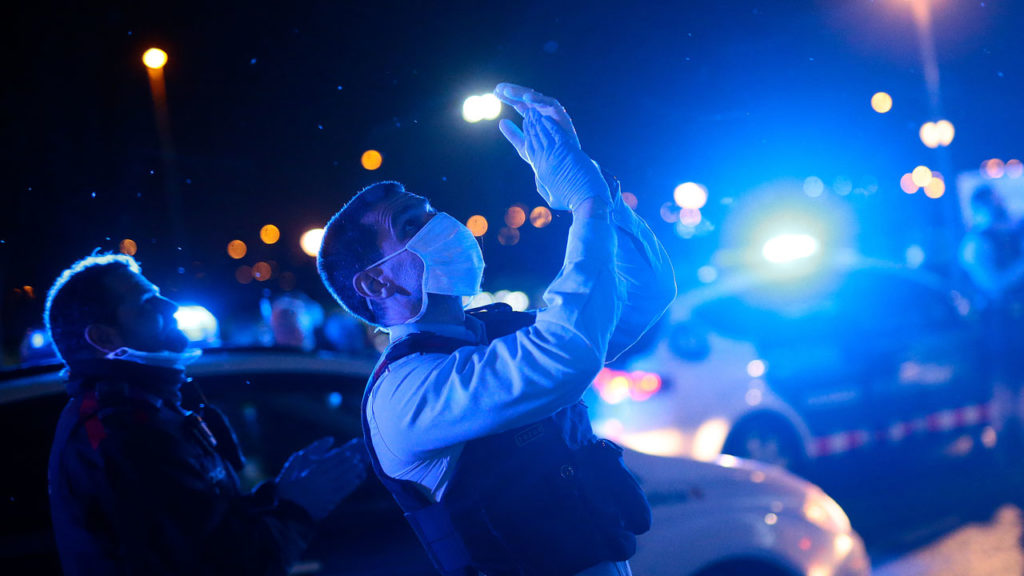 Spain death toll tops 2,000 after 462 deaths in 24 hours