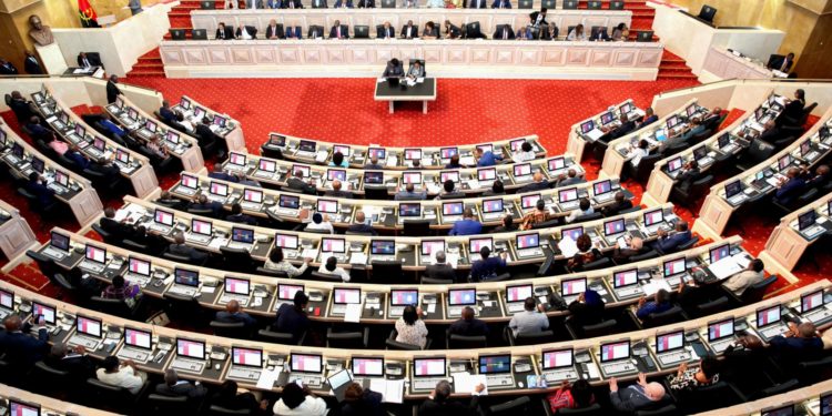 Angola: Parliament Extends State of Emergency