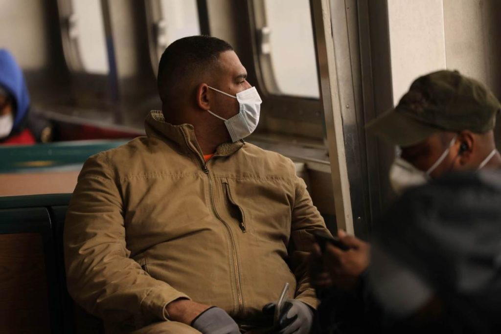 The United States records 1,303 coronavirus deaths in 24 hours: Johns Hopkins