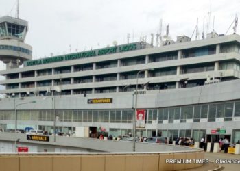 Coronavirus: Nigeria extends airport closure by two weeks