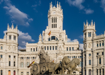 Moroccans Remain Largest Foreign Community in Spain