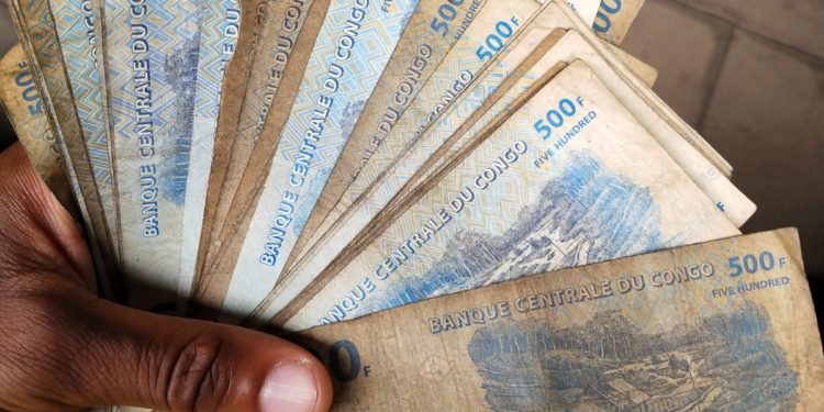 Digitizing Africa, Physical money: a perfect welcome red carpet for Covid-19