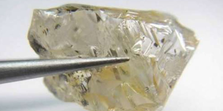 Breaking: Angola discovers 171-carat diamond