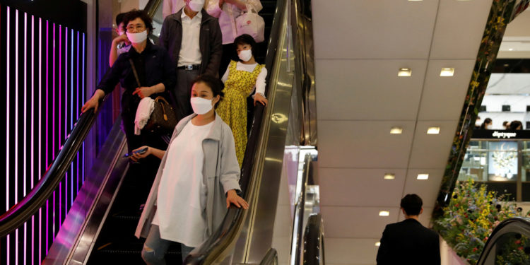 South Koreans prepare to return to normal life amid slowing COVID-19 outbreak