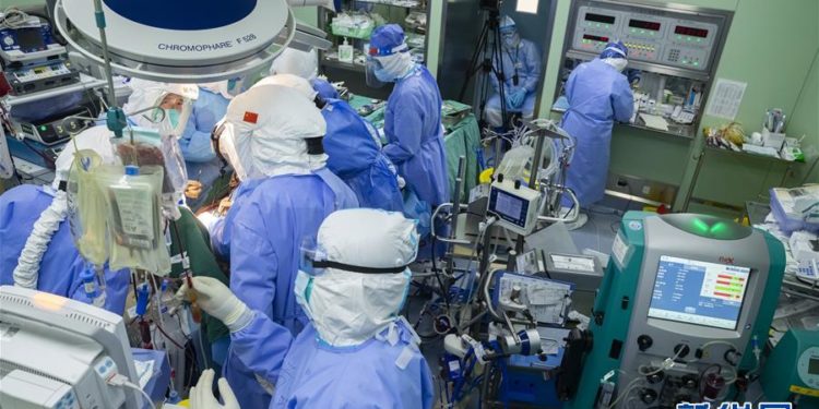 CHINA COVID-19 patient recovers after lung transplant before 73-day ECMO therapy