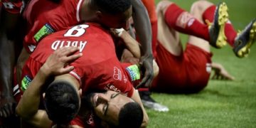 Ligue 2 clubs want to keep promotion but suspend relegation