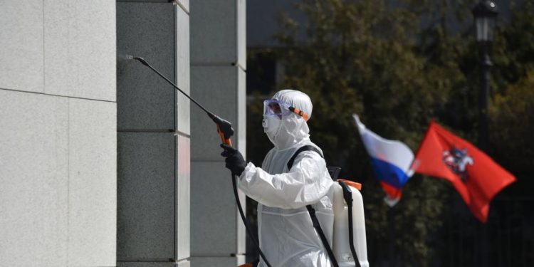 Russia reports almost 10,000 confirmed Covid-19 cases in 24 hours