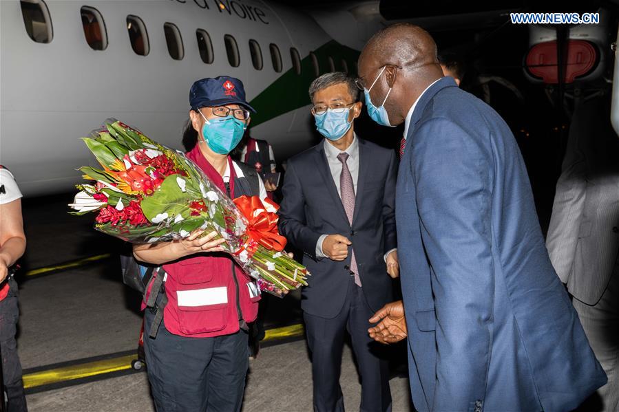 Abidjan: Chinese medical team arrives in Cote d'Ivoire to help fight against COVID-19
