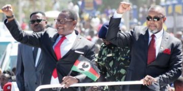 Malawi: Lazarus Chakwera criticises Mec, presents nomination papers