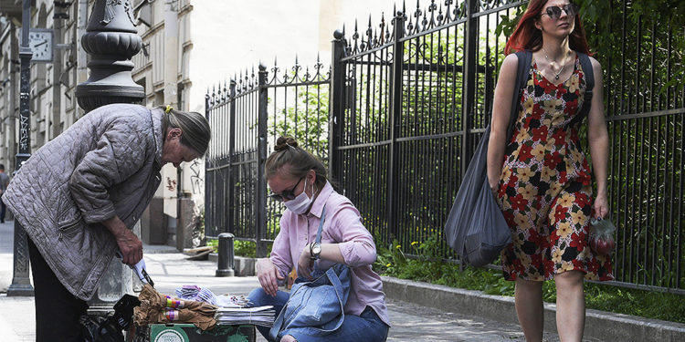 Russia's post-pandemic economy: Pain for middle class, widening inequality, but rich will stay rich - experts tell RT