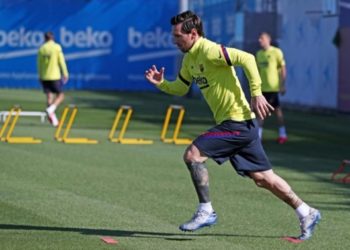 Football: 'No problems' for Messi to face Mallorca - Setien