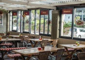 South Africa: Restaurants open tomorrow under strict rules