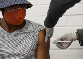 Africans working to speed up vaccine trials