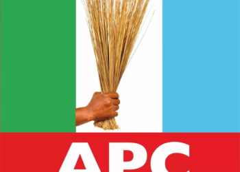 Nigeria BREAKING: APC Chairman resigns in Ondo, joins PDP