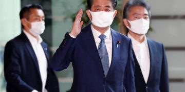 Japan: PM Abe announces resignation over health issues