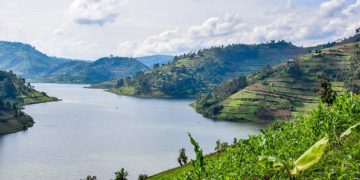 Travel to Uganda: Essential Facts and Information