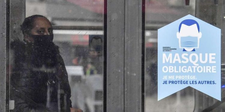 Record 40,000 new virus cases in France over 24 hours