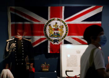 China tells UK to 'correct mistakes' after visa offer for almost 3mn in Hong Kong