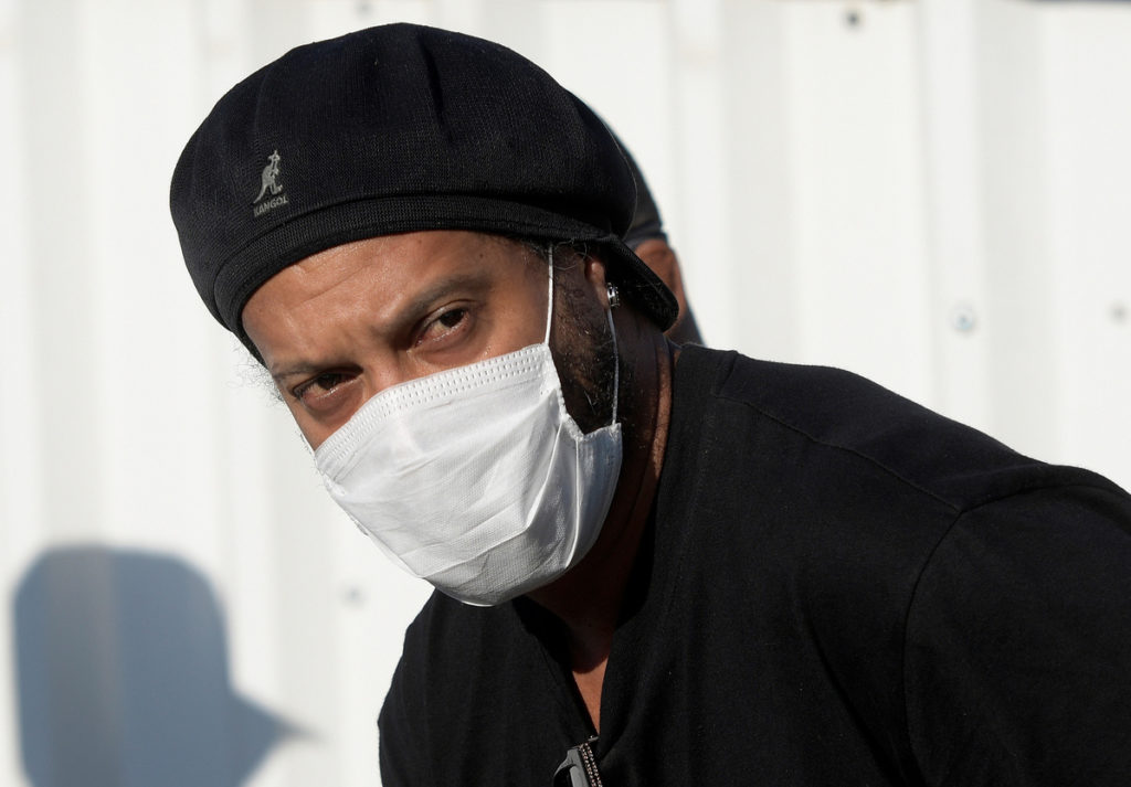 Ronaldinho tests positive for coronavirus
