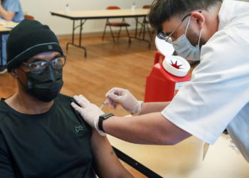 Pfizer and Moderna pledge to Congress to ramp up Covid-19 vaccine production as US death toll tops 500,000