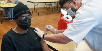 Pfizer and Moderna pledge to Congress to ramp up Covid-19 vaccine production as US death toll tops 500,000