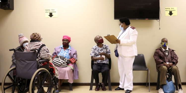 South Africa: Gov't warns the country could face a 'third wave' of coronavirus