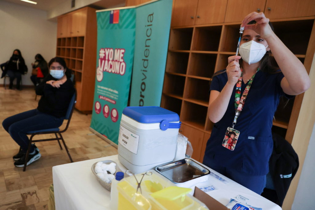 COVID-19: Chile fully vaccinates 68 percent of target population