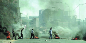 South Africa violence leaves 6 dead in wake of Zuma imprisonment