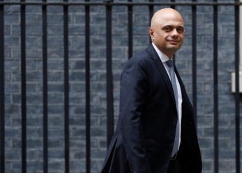 UK health secretary deletes tweet telling Brits not to ‘cower’ from Covid-19 after sparking uproar