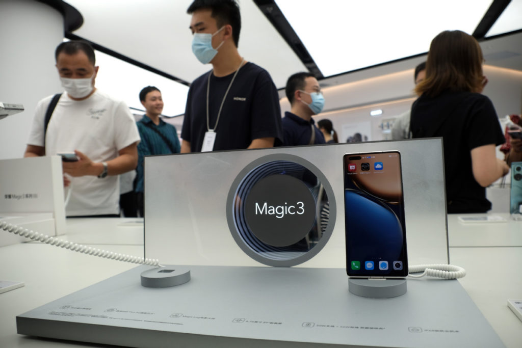 Honor has overtook Xiaomi and Apple to become China's third-largest smartphone producer