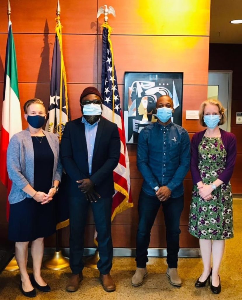 Malabo: U.S Ambassador to Equatorial Guinea meets with YALI members Rep.