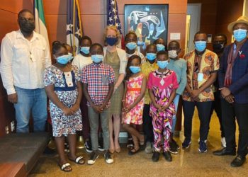 Equatorial Guinea: Dreams Hub visits the US Embassy in Malabo with its ‘Crystal Eggs’