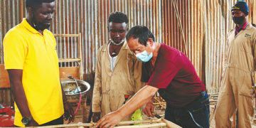 Kigali: Rwandan workers branch out with bamboo crafts