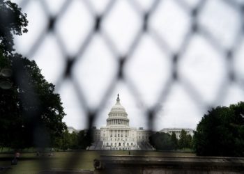 United States should not attempt to defeat China: former Israeli FM