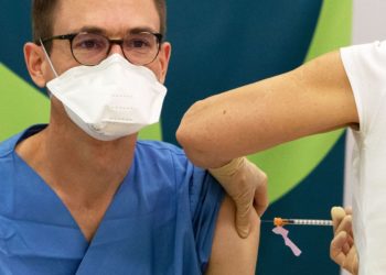 Carrot and stick: Austria to hold lottery to increase COVID-19 jabbing rate