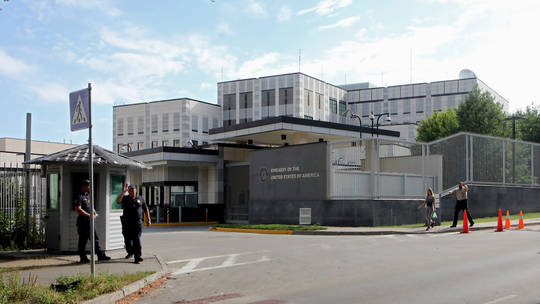 The families of US diplomats have been ordered to leave Ukraine