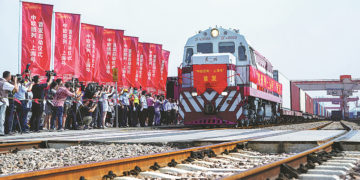 China, European Union urged to strengthen cooperation, manage differences