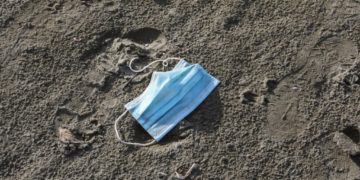 Tonnes of COVID-19 health care waste expose urgent need to improve waste management systems