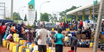 Nigerians Endure Another Surge Of Fuel Scarcity as Fuel Prices Hike