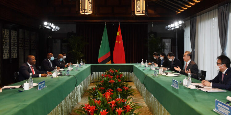 Chinese, Zambian Foreign Ministers hold talks in Anhui