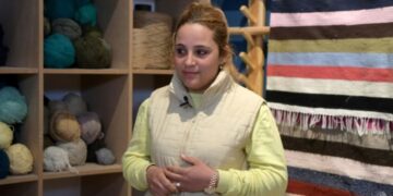 Tunisia: Woman Recycles rags into Ecofriendly Rugs