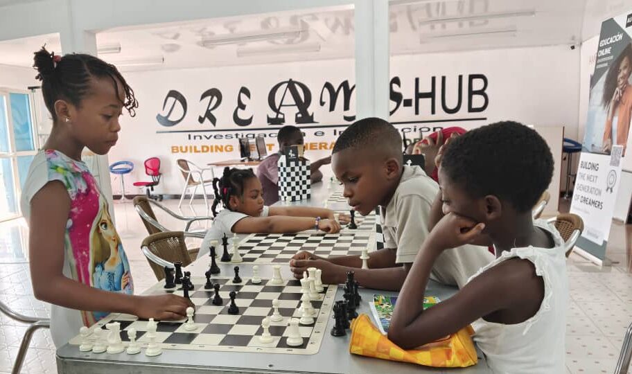 Mayra Candida Okomo Pereira