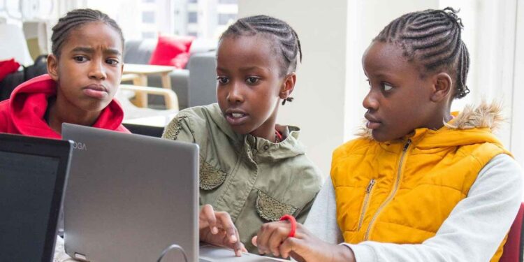 Kenya: Coding classes for children in Nairobi’s Kibera district