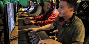 Libya: Young Libyans Greatly Submerged in the E-gaming Community