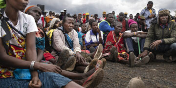Kenyans demand compensation for British army blaze ahead of king’s visit
