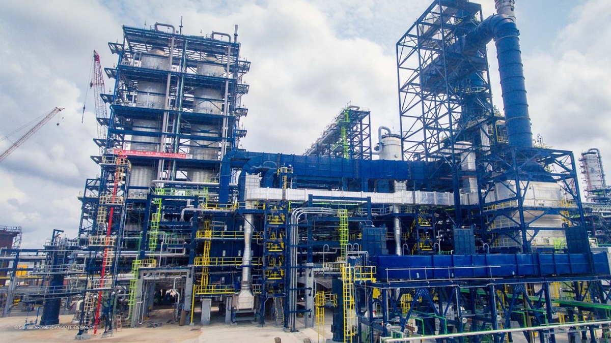 Nigeria Achieves First Crude Load at Dangote Refinery